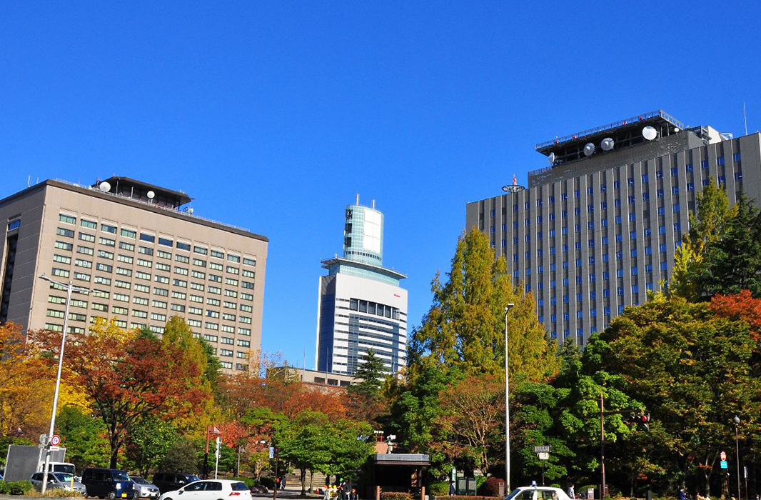 勾当台公園(徒歩3分/約190m)