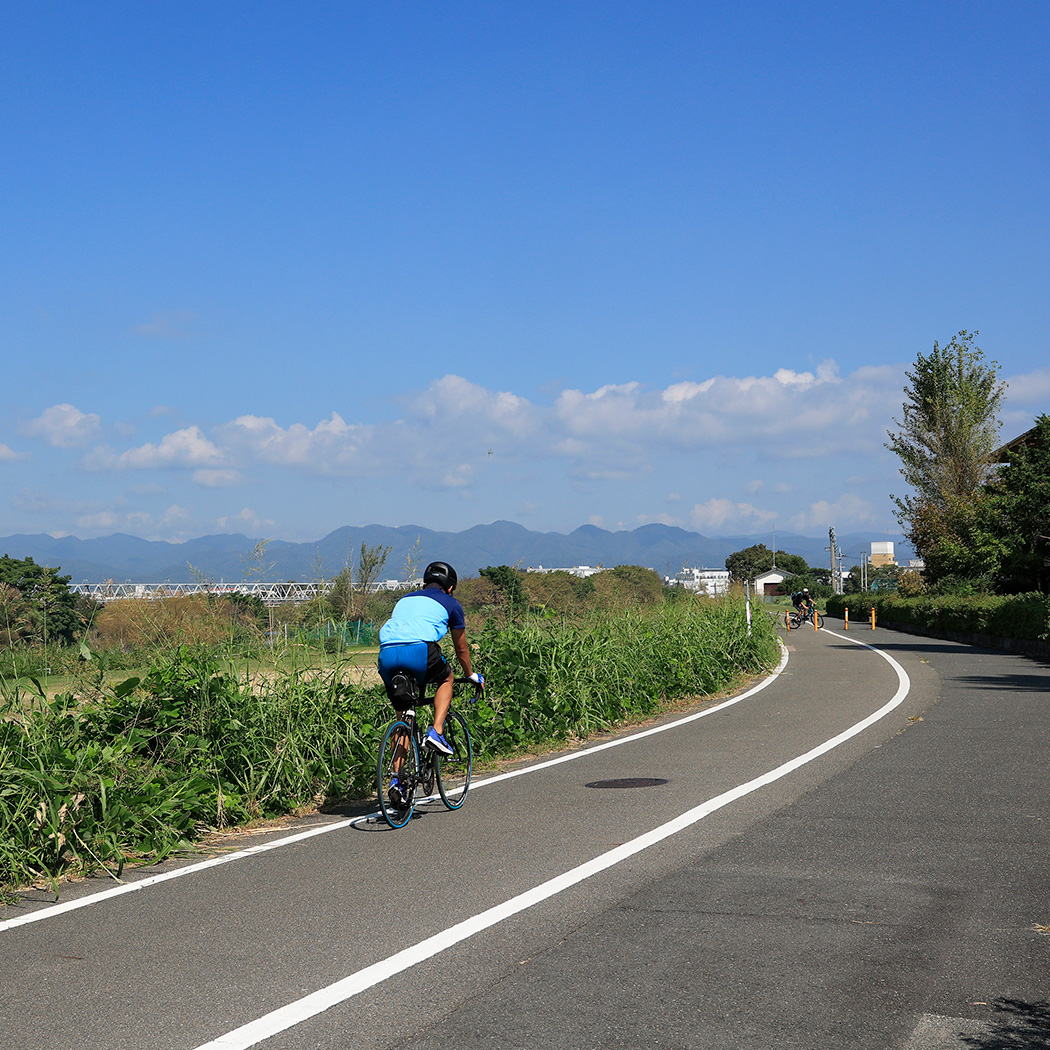 久世橋東詰公園(徒歩13分/約1,030m)