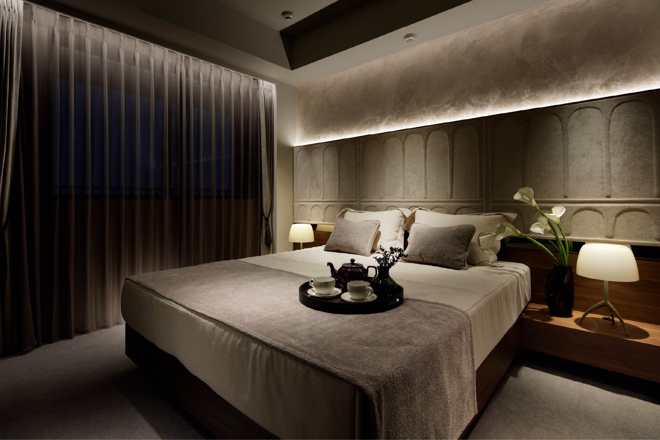 MASTER BED ROOM