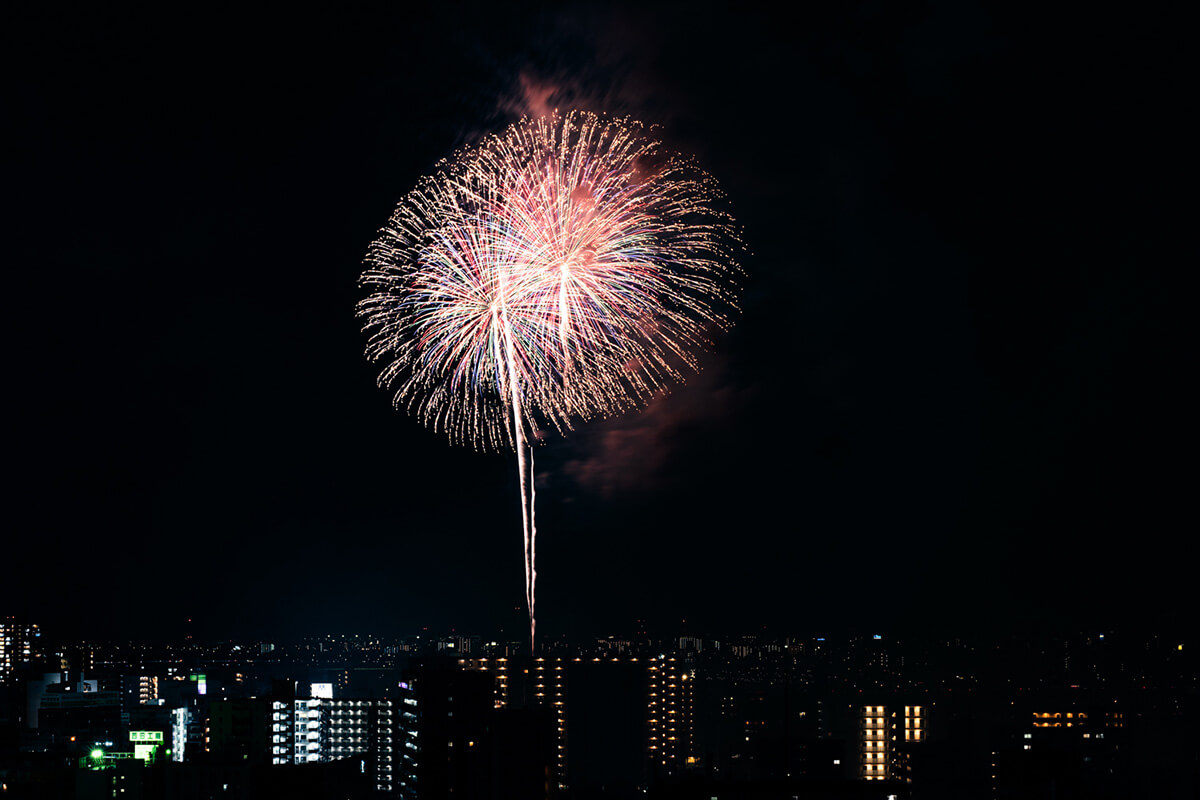 現地18階相当の高さからの廊下側からの眺望（2024年8月3日撮影）