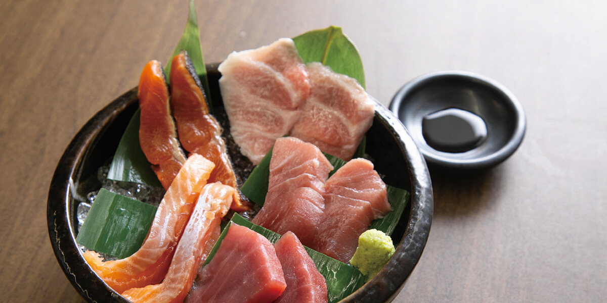 ふらっと立ち寄って、本格的な鮮魚を。