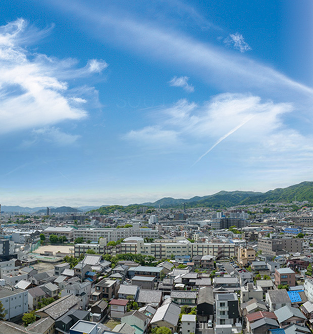 南棟「サウスヴィラ」15F/9F相当の⾼さからの眺望