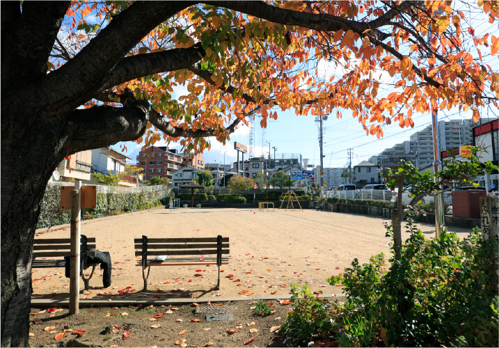 西明石西町公園／徒歩4分（約290m）