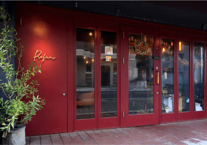 オステリアプロフーモ／徒歩9分（約720m）