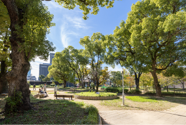 生玉公園(徒歩5分/約360m)